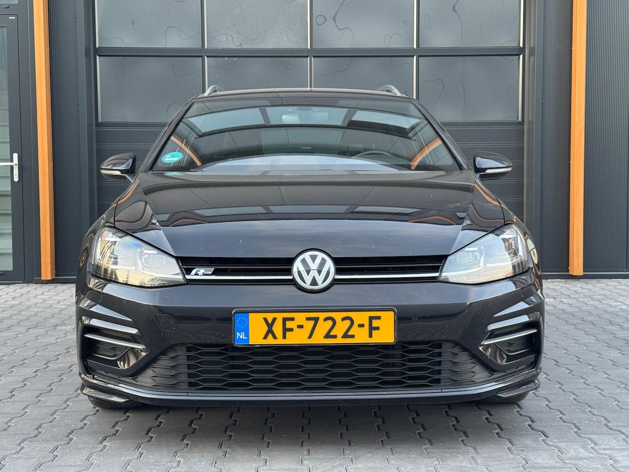 Volkswagen Golf Variant - 1.6 TDI Highline Business R Line Export prijs - AutoWereld.nl