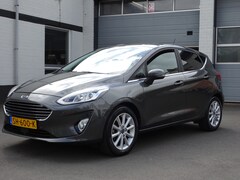 Ford Fiesta - 1.0 EcoBoost Titanium Automatische airco, stuurverwarming, stoelverwarming, navigatie, par