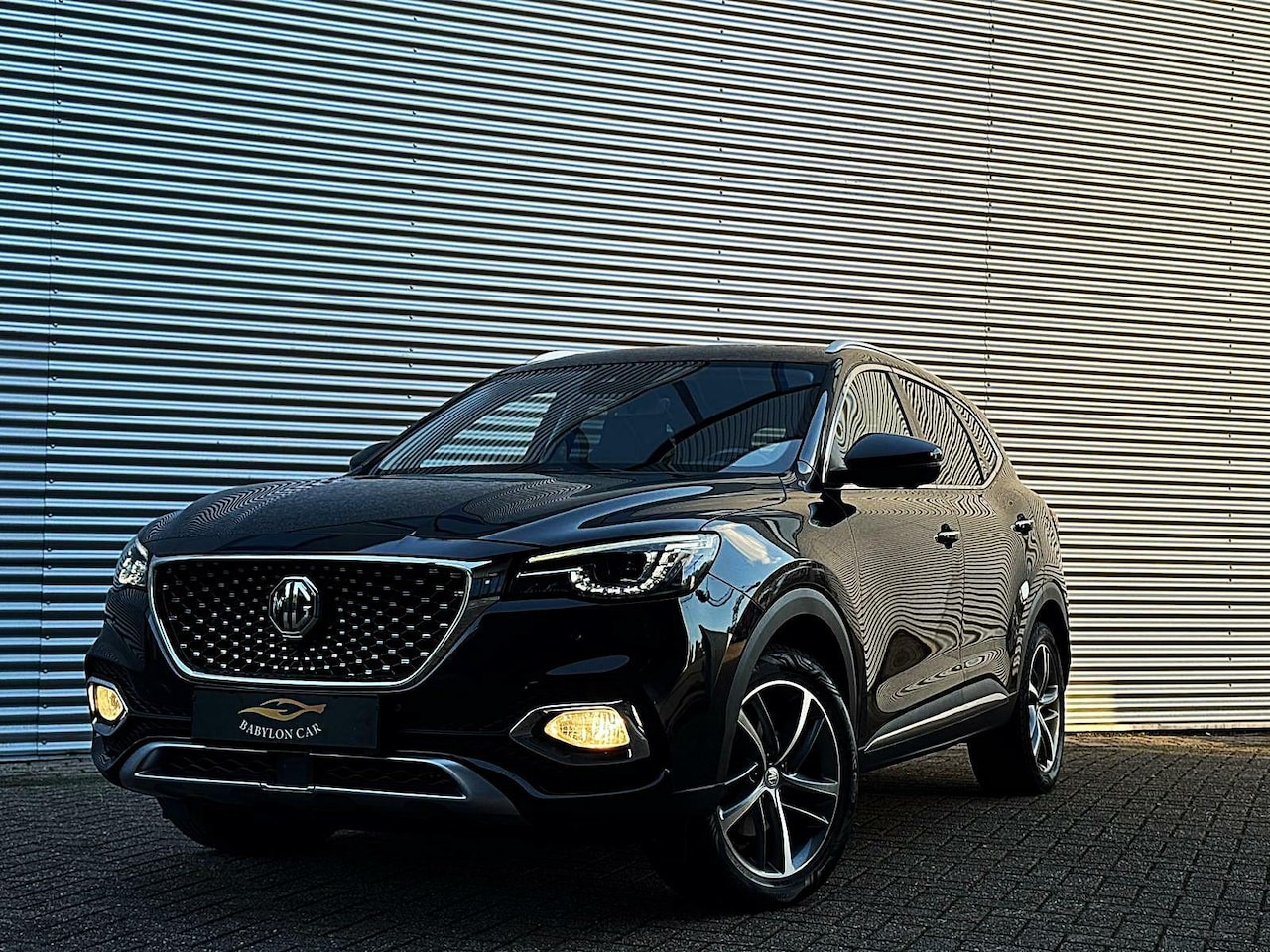 MG EHS - 1.5 TGDI Luxury/Plug-in/Hybrid/Panodak/Navi/Leder/Led/Carplay/360 Camera - AutoWereld.nl