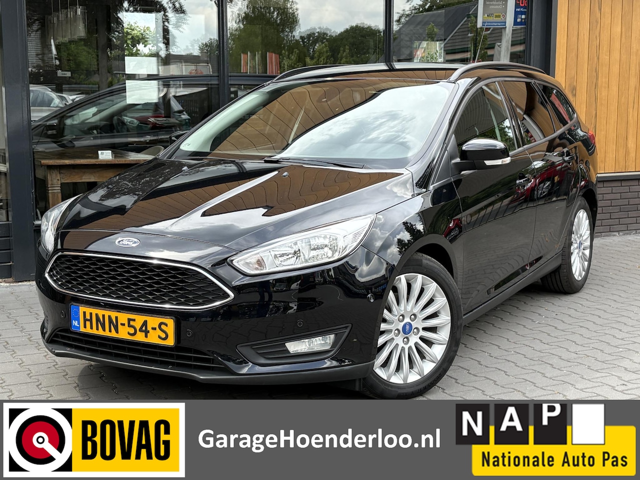 Ford Focus Wagon - 1.0 125PK Navigatie, Cruise control, PDC, Nwe Distributie - AutoWereld.nl