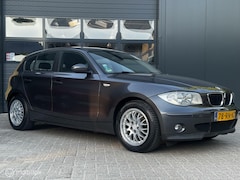 BMW 1-serie - 116i airco | afneembare trekhaak |