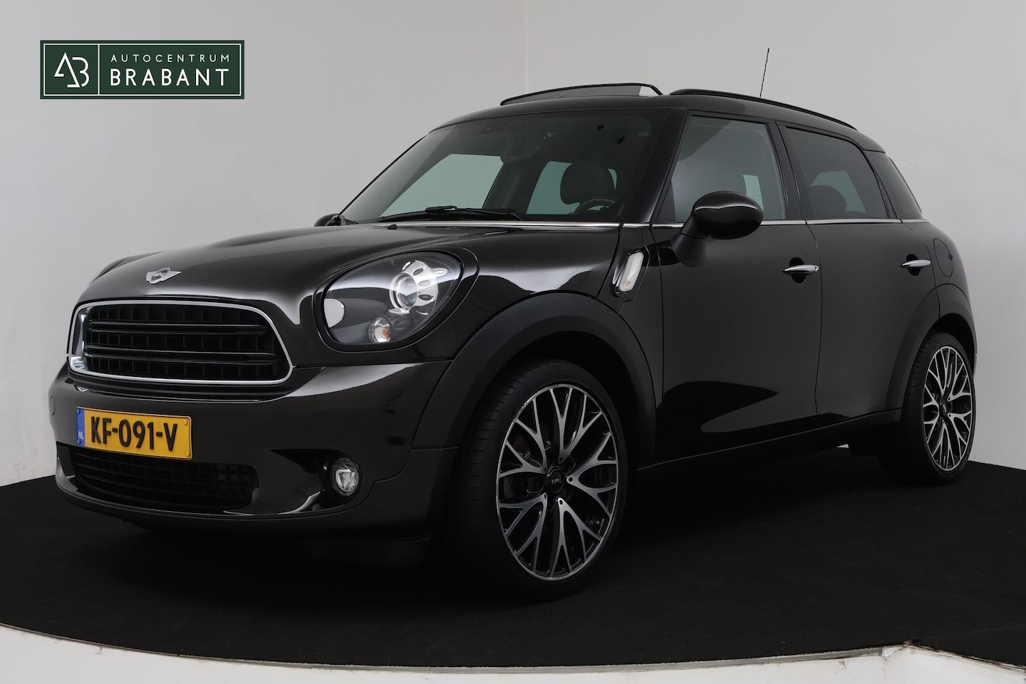 MINI Countryman - Mini 1.6 Cooper Chili (PANORAMADAK, PARKEERSENSOREN, CRUISE, NAVIGATIE, STOELVERWARMING, L - AutoWereld.nl