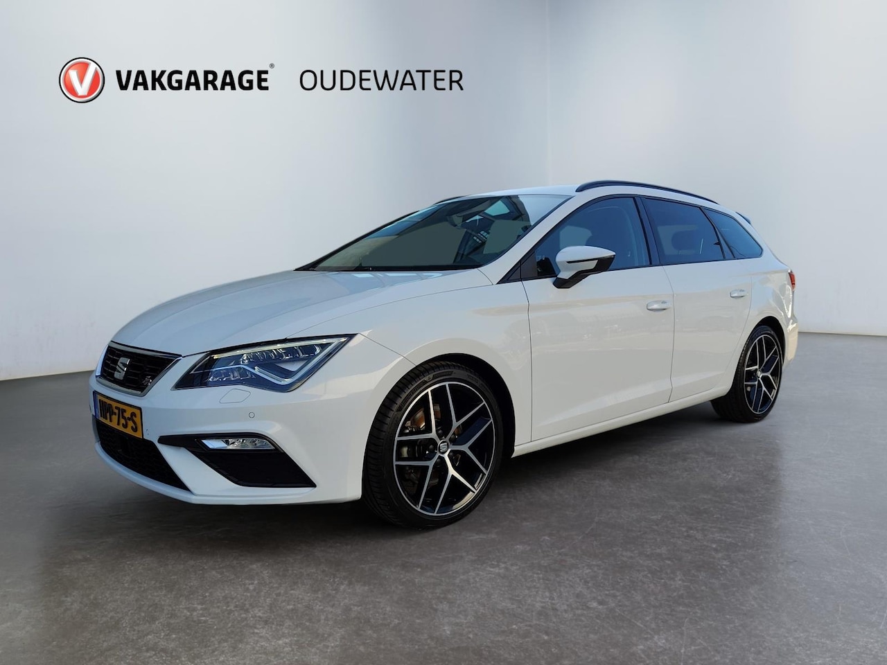 Seat Leon ST - 1.5 TSI FR Ultimate Edition Black 1.5 TSI FR Ultimate Edition Black - AutoWereld.nl