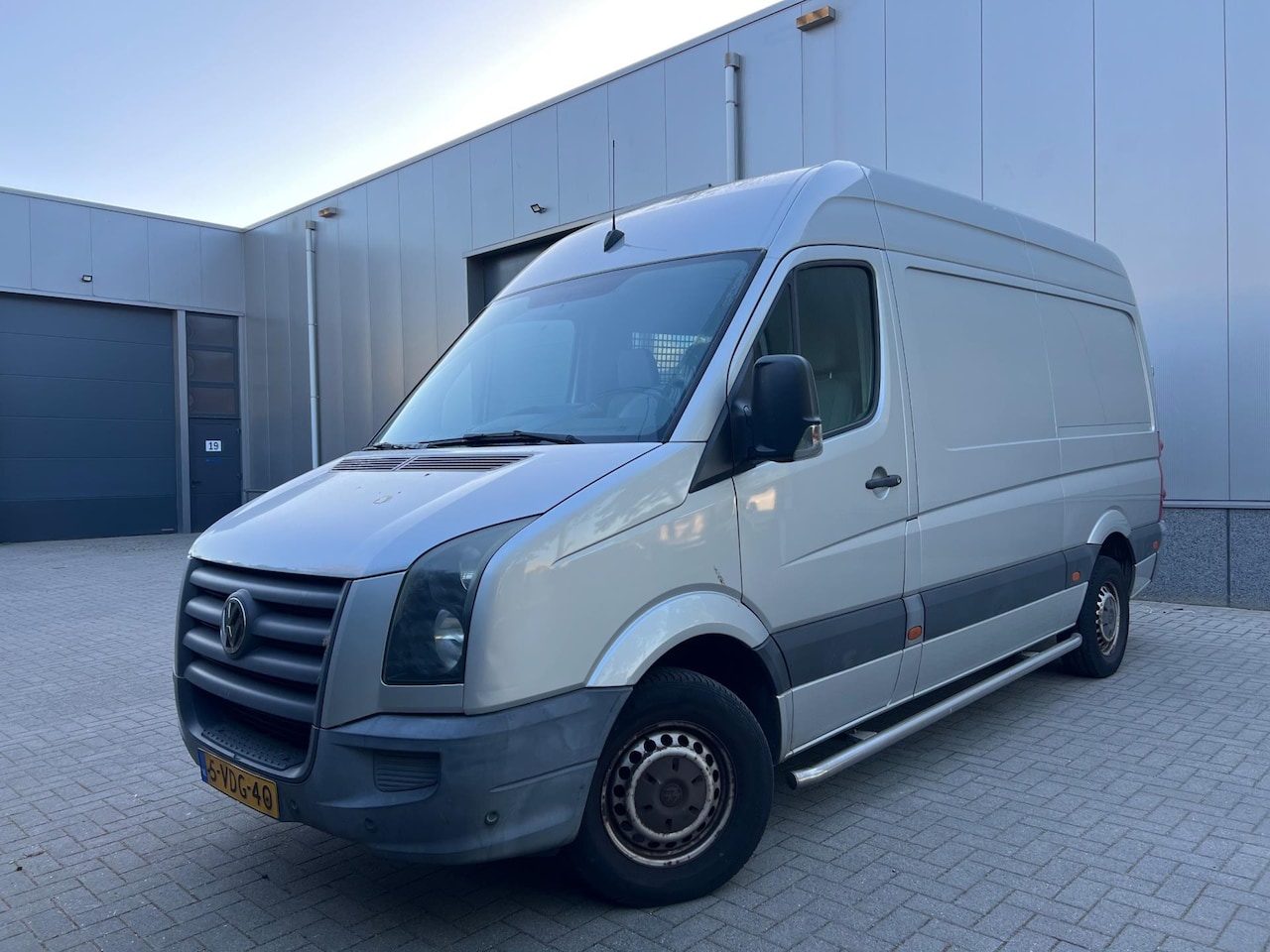 Volkswagen Crafter - 28 2.5 TDI L2H2 212.140Km - AutoWereld.nl