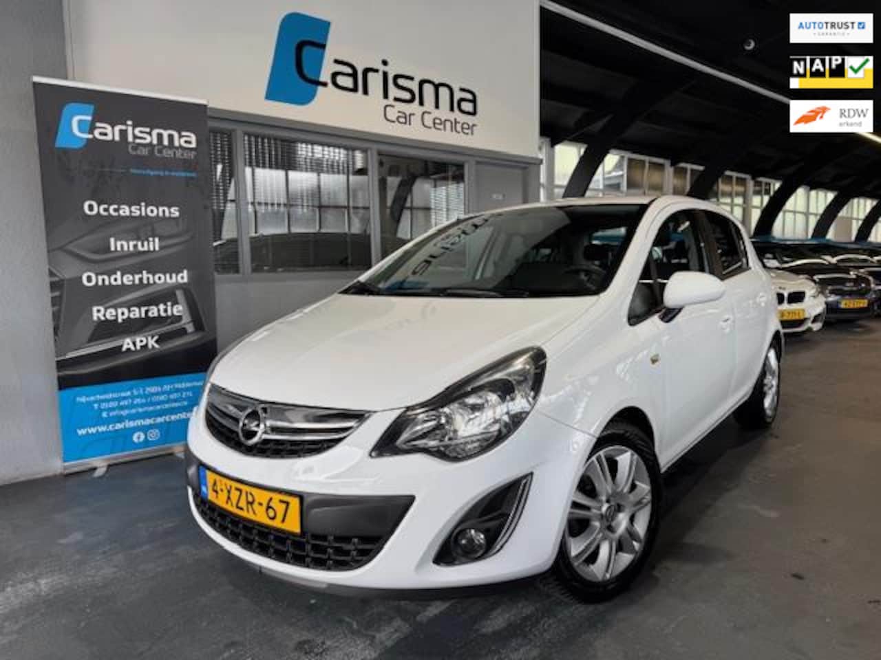 Opel Corsa - 1.2-16V BlitZ 1e eig|Navi|Cruise|PDC - AutoWereld.nl