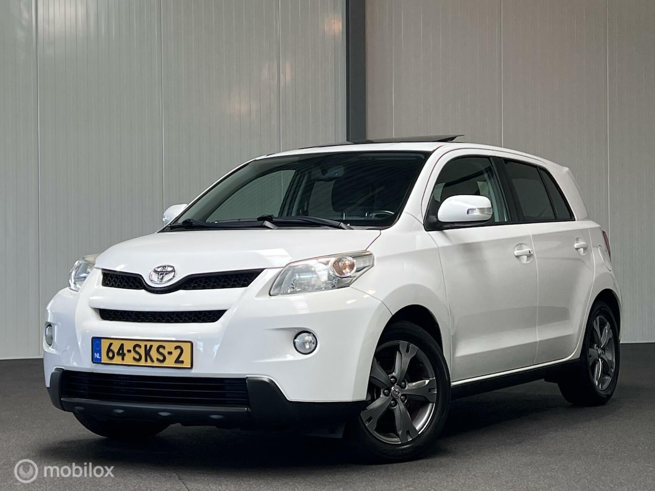 Toyota Urban Cruiser - 1.3 VVT-i Comfort [ schuifdak dealeroh rijklaar ] - AutoWereld.nl