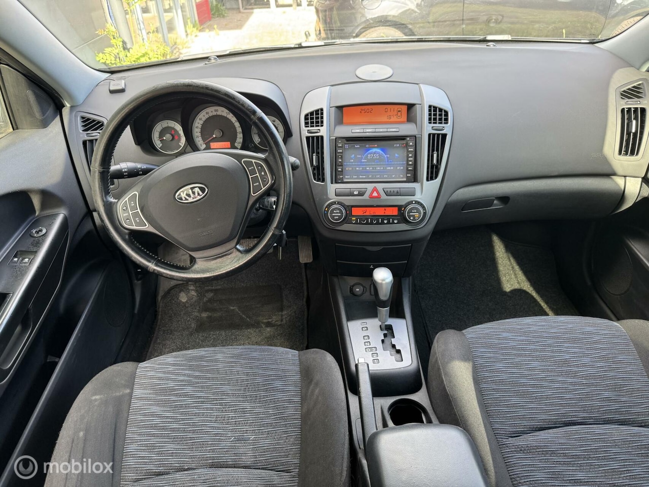 Kia Cee'd Sporty Wagon - 1.6 Automaat|Uniek|DubbelUitlaat - AutoWereld.nl