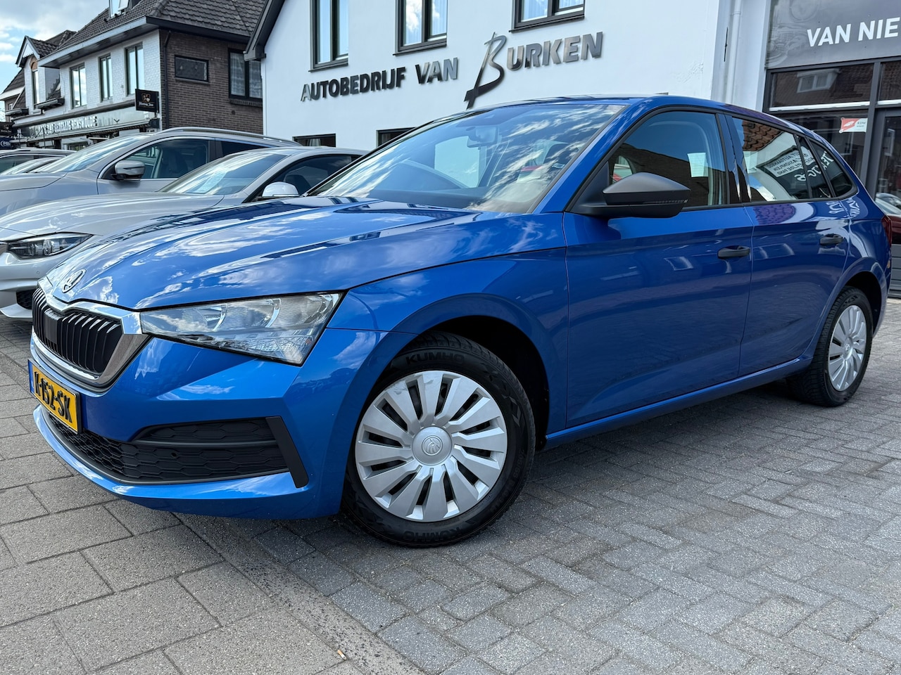 Skoda Scala - 1.0 TSI Active 1.0 TSI Active, Airco,Cruise control,Parkeersensoren,Electr.ramen en spiegels - AutoWereld.nl