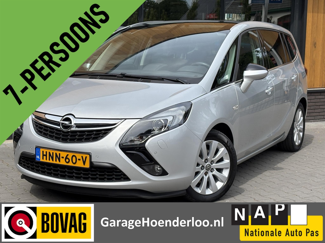 Opel Zafira Tourer - 1.4 7p. Panoramadak, Camera, Navi, Trekhaak - AutoWereld.nl