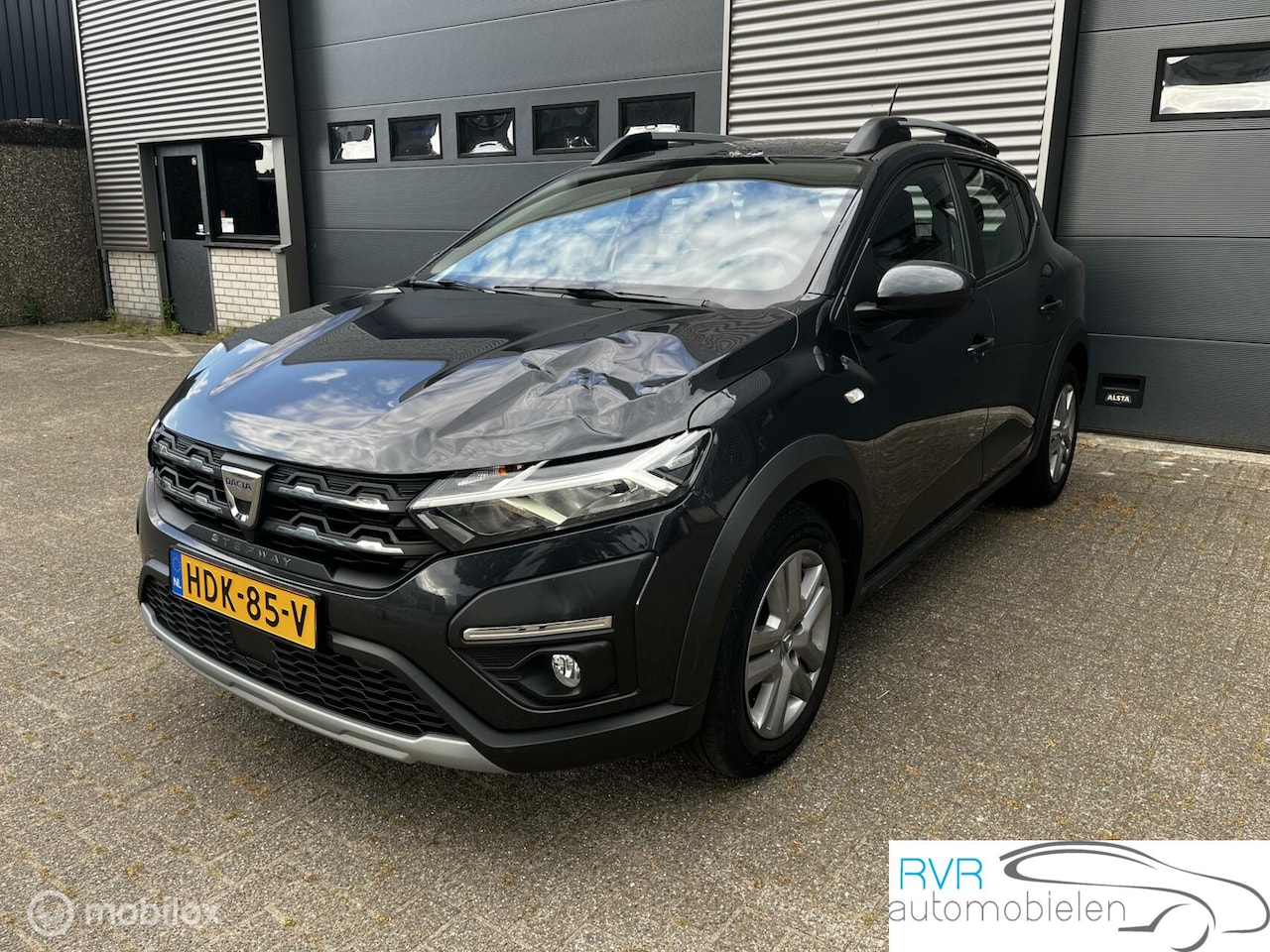 Dacia Sandero Stepway - 1.0 TCe NAVI / CRUISE / AIRCO / PDC - AutoWereld.nl