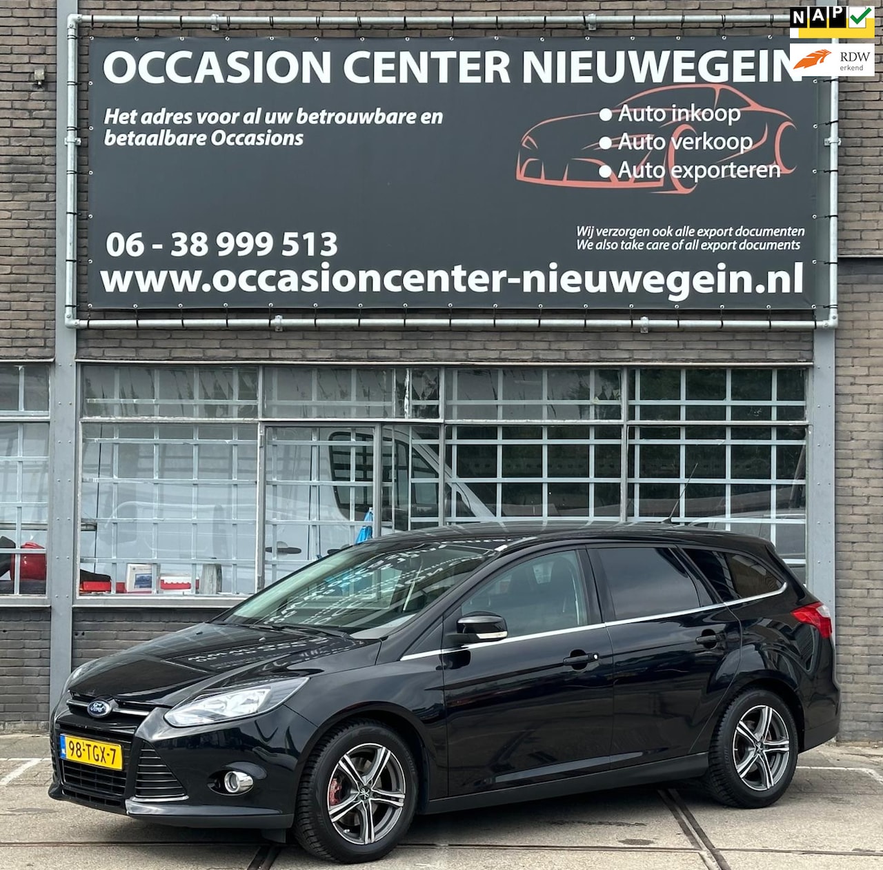 Ford Focus Wagon - 1.6 EcoBoost Titanium 2012 ECC/LMV/LEER/NAP - AutoWereld.nl
