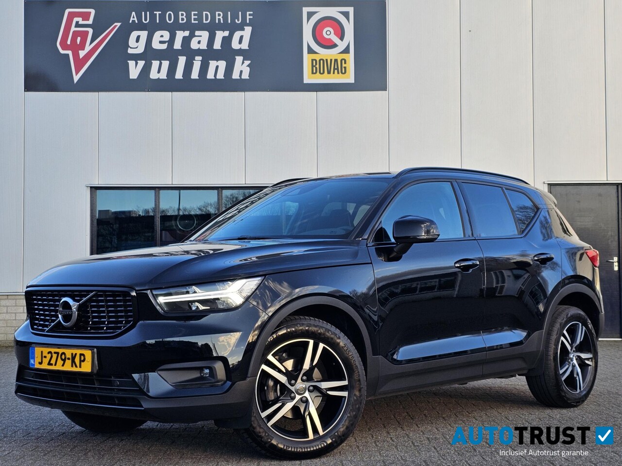 Volvo XC40 - 1.5 T2 AUTOMAAT R-Design LED ALCANTARA BLIS - AutoWereld.nl