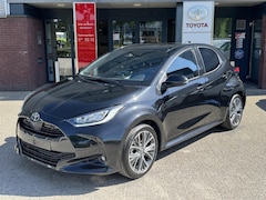 Toyota Yaris - Hybrid 130 EXECUTIVE NIEUW DIRECT LEVERBAAR STOELVERW PARK-SENSOREN 17'' LM-VELGEN NAVI KE