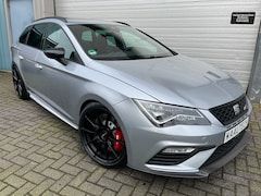Seat Leon ST - 2.0 TSI CUPRA 300 4DRIVE Carbon Edition