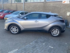 Toyota C-HR - 1.8 Hybrid Dynamic