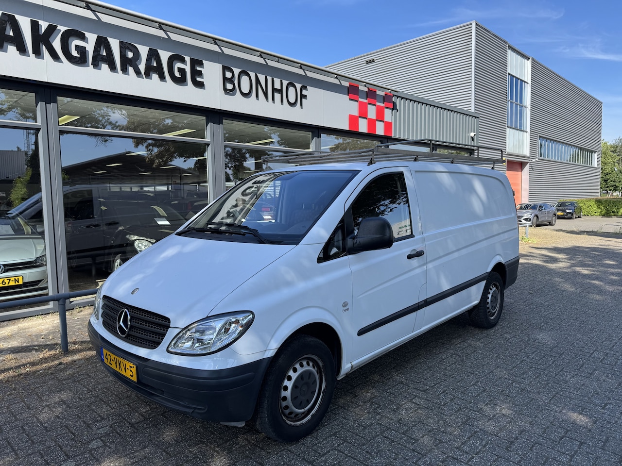 Mercedes-Benz Vito - 109 CDI 320 Lang DC Amigo standaard MARGE-AIRCO - AutoWereld.nl