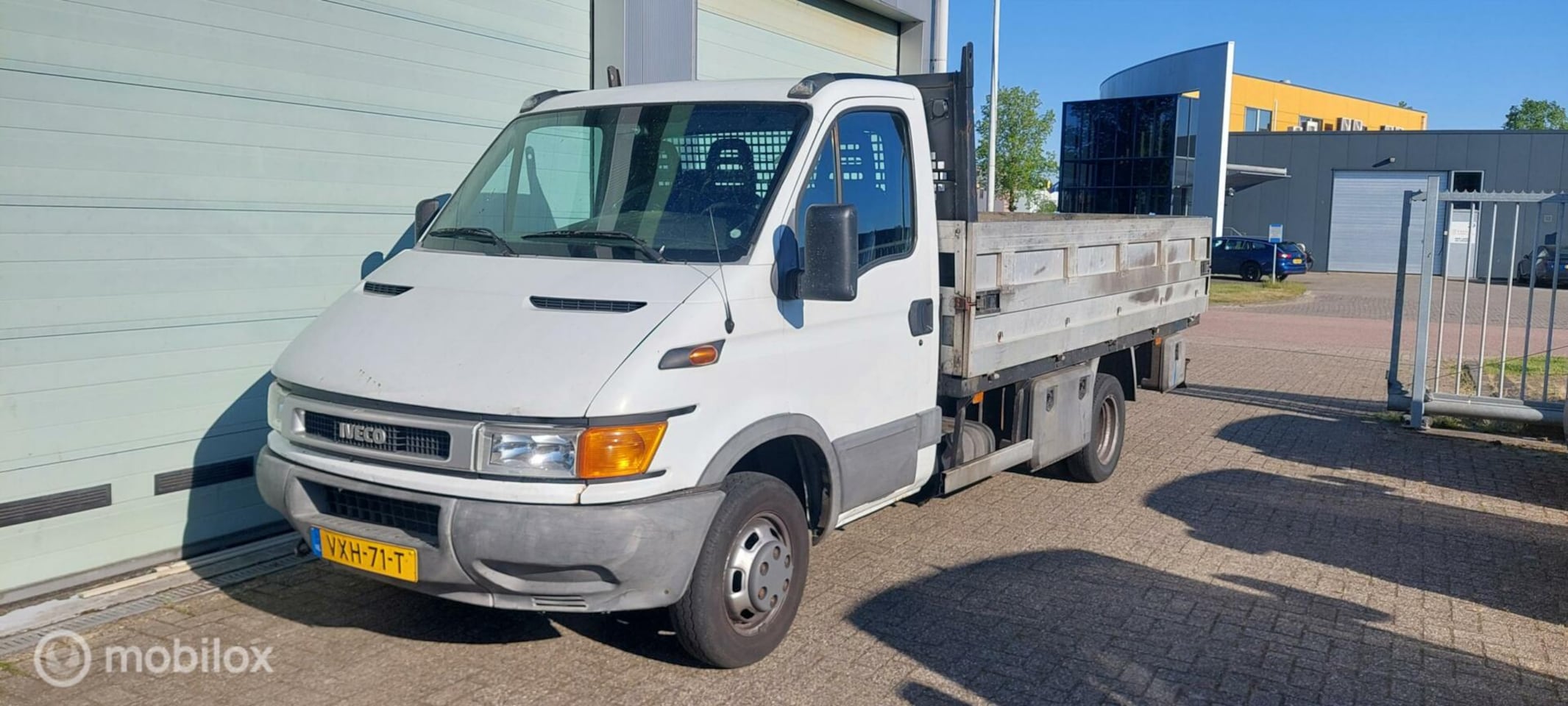 Iveco Daily - 50C13 375 PICKUP OPEN LAADBAK 3.5t TREKHAAK - AutoWereld.nl