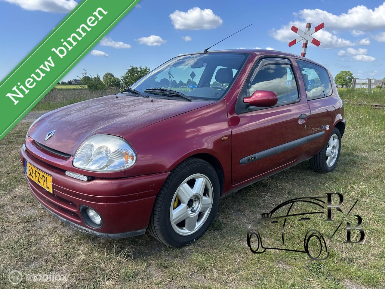 Renault Clio - 1.4 RT INRUILKOOPJE MET APK - AutoWereld.nl