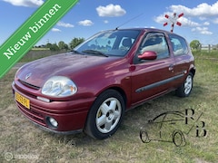Renault Clio - 1.4 RT INRUILKOOPJE MET APK