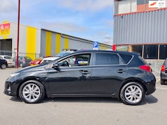 Toyota Auris - 1.8 Hybrid / NAP / 1E EIG / AUTOMAAT / PANO / CAMERA / CLIMA / SP VLG /