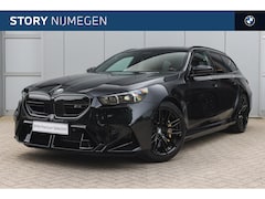 BMW 5-serie Touring - M5 Automaat / M Drive Professional / Panoramadak / Trekhaak / M Multifunctionele Stoelen /