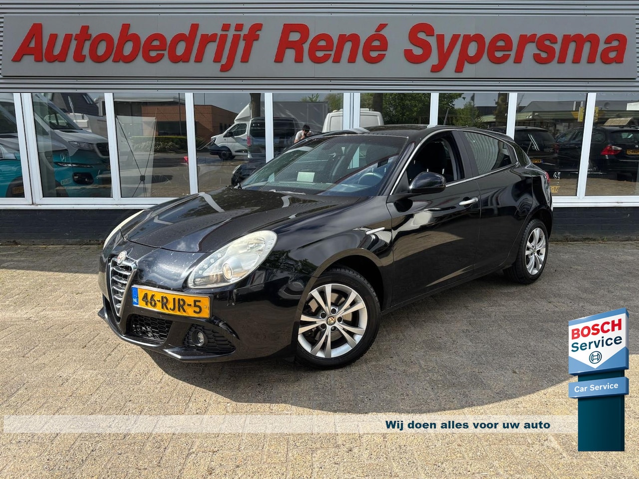 Alfa Romeo Giulietta - 1.4 T 170 PK Distinctive | PDC | Climate Control | Navi + Bluetooth - AutoWereld.nl