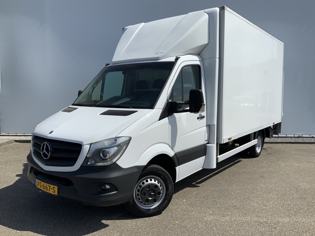 Mercedes-Benz Sprinter - 519 3.0 CDI 432LAutomaat 6 Cilinder Meubelbak&Lift 3Zits Airco Navi Dhollandia Zijdeur Cru - AutoWereld.nl