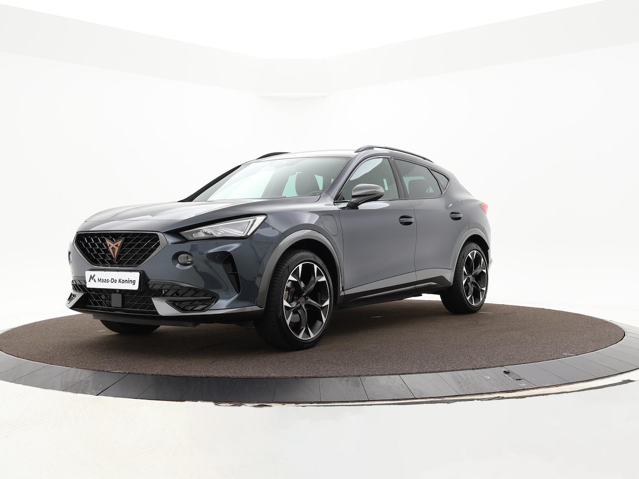 CUPRA Formentor - 1.4 204pk DSG e-Hybrid Business · Camera · Apple/Android Car Play · Navi · Dodehoek · Stuu - AutoWereld.nl