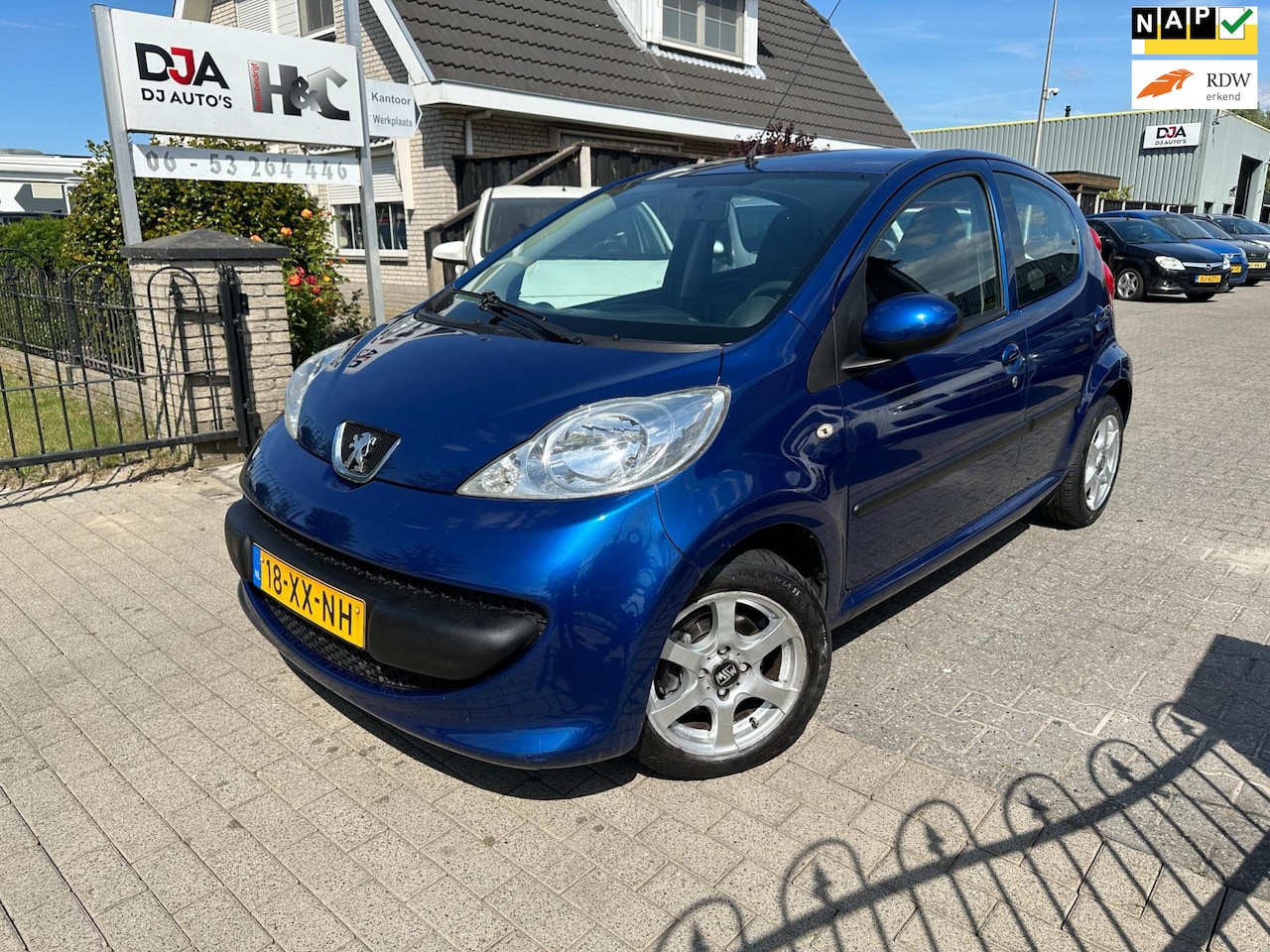 Peugeot 107 - 1.0-12V XS 1.0-12V XS - AutoWereld.nl