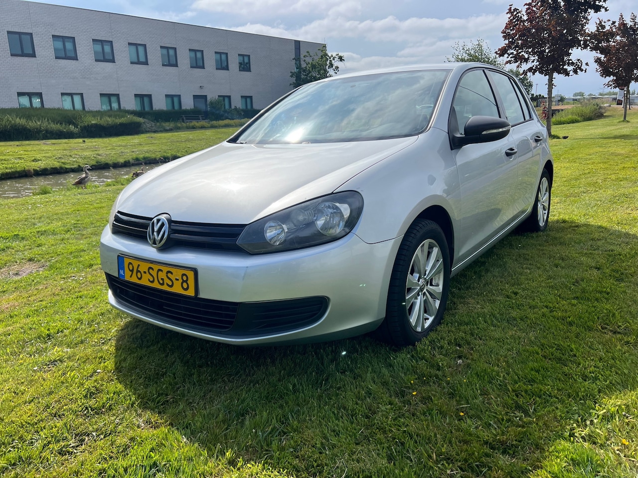 Volkswagen Golf - * 2011 * 1.6 TDI Trendline * Airco * Multimedia * - AutoWereld.nl