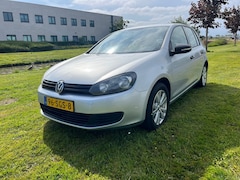 Volkswagen Golf - 2011 * 1.6 TDI Trendline * Airco * Multimedia