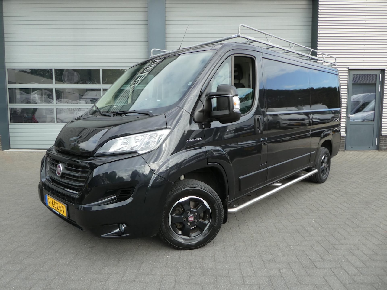 Fiat Ducato - 2.3 130 pk MultiJet L2H1 airco navigatie camera - AutoWereld.nl