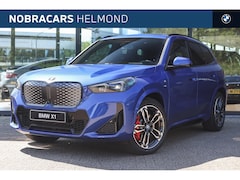 BMW iX1 - eDrive20 High Executive M Sport / Panoramadak / Sportstoelen / Adaptieve LED / M Adaptief