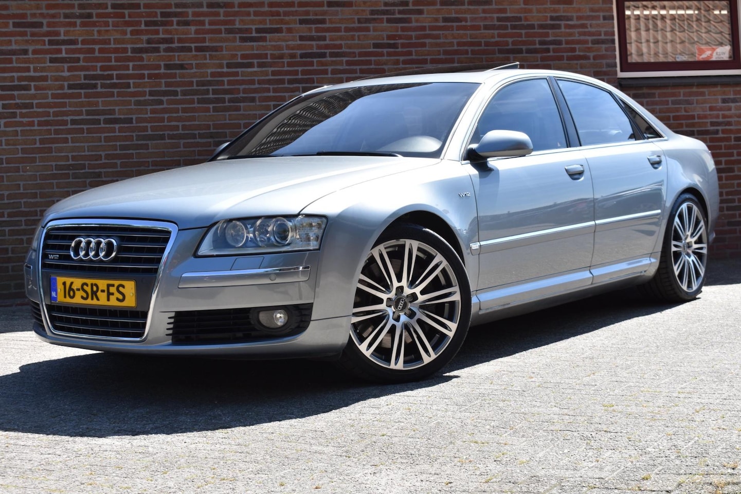 Audi A8 - 6.0 quattro Pro Line W12 '06 Leder Navi Clima Cruise Inruil mogelijk - AutoWereld.nl