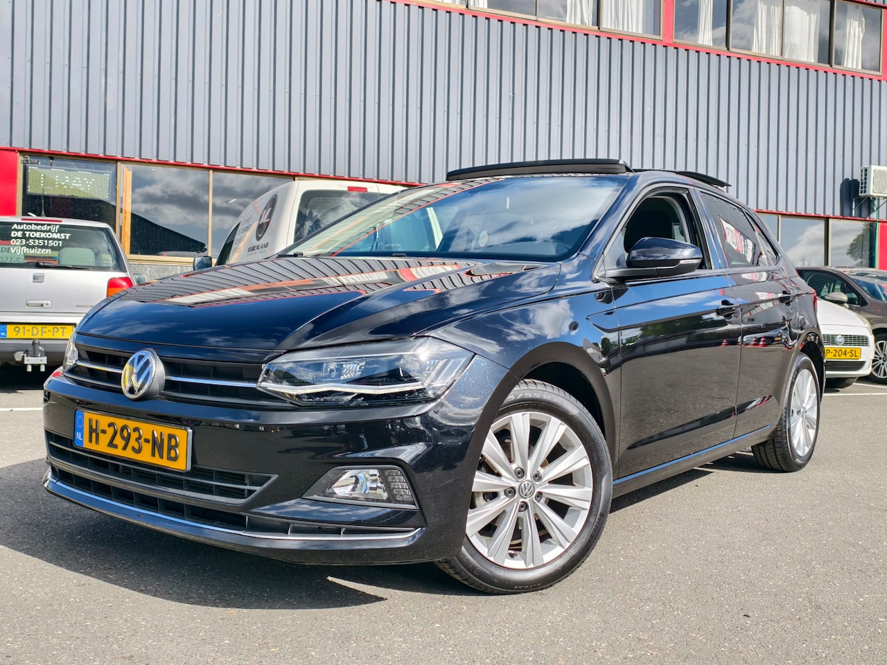 Volkswagen Polo - 1.0 TSI Highline / NAP / PANO / SP VLG / OHB / CAMERA / APPLE-CARPLAY / LED - AutoWereld.nl