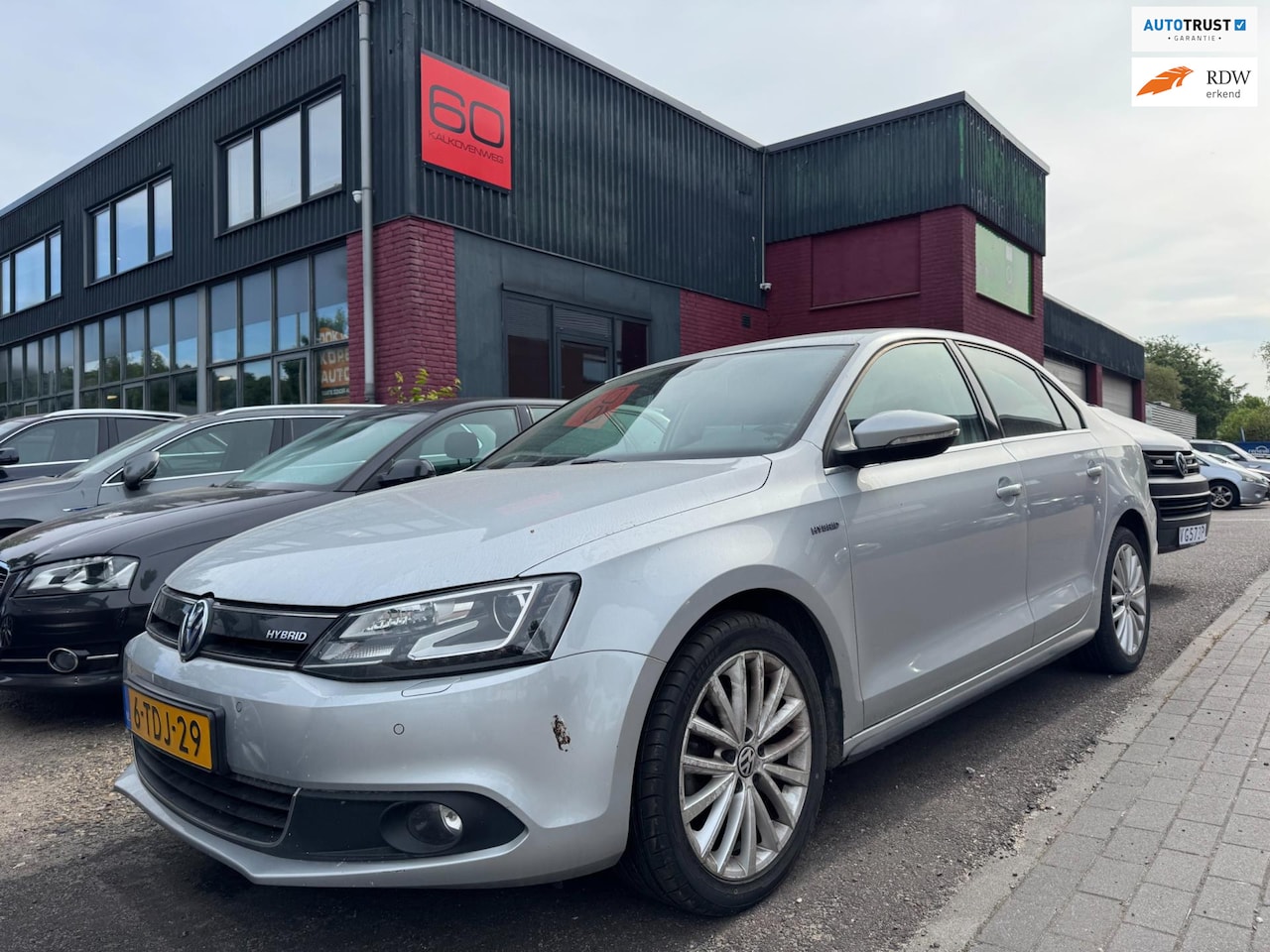 Volkswagen Jetta - 1.4 TSI Hybrid Highline LEES TEKST ! Schade | NAP ! - AutoWereld.nl