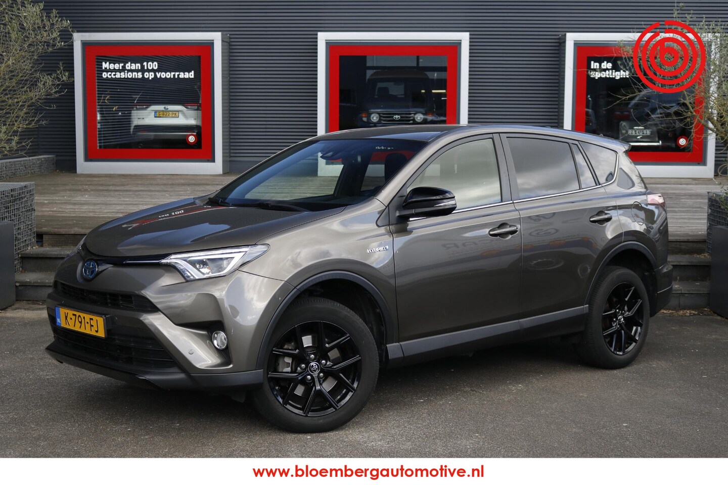 Toyota RAV4 - 2.5 Hybrid Black Edition 2.5 Hybrid Black Edition - AutoWereld.nl