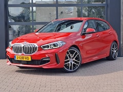 BMW 1-serie - 118i High Executive | Navi | Sportinterieur | Stoelverw.| Head-up | Leder | M-Sport - Mode