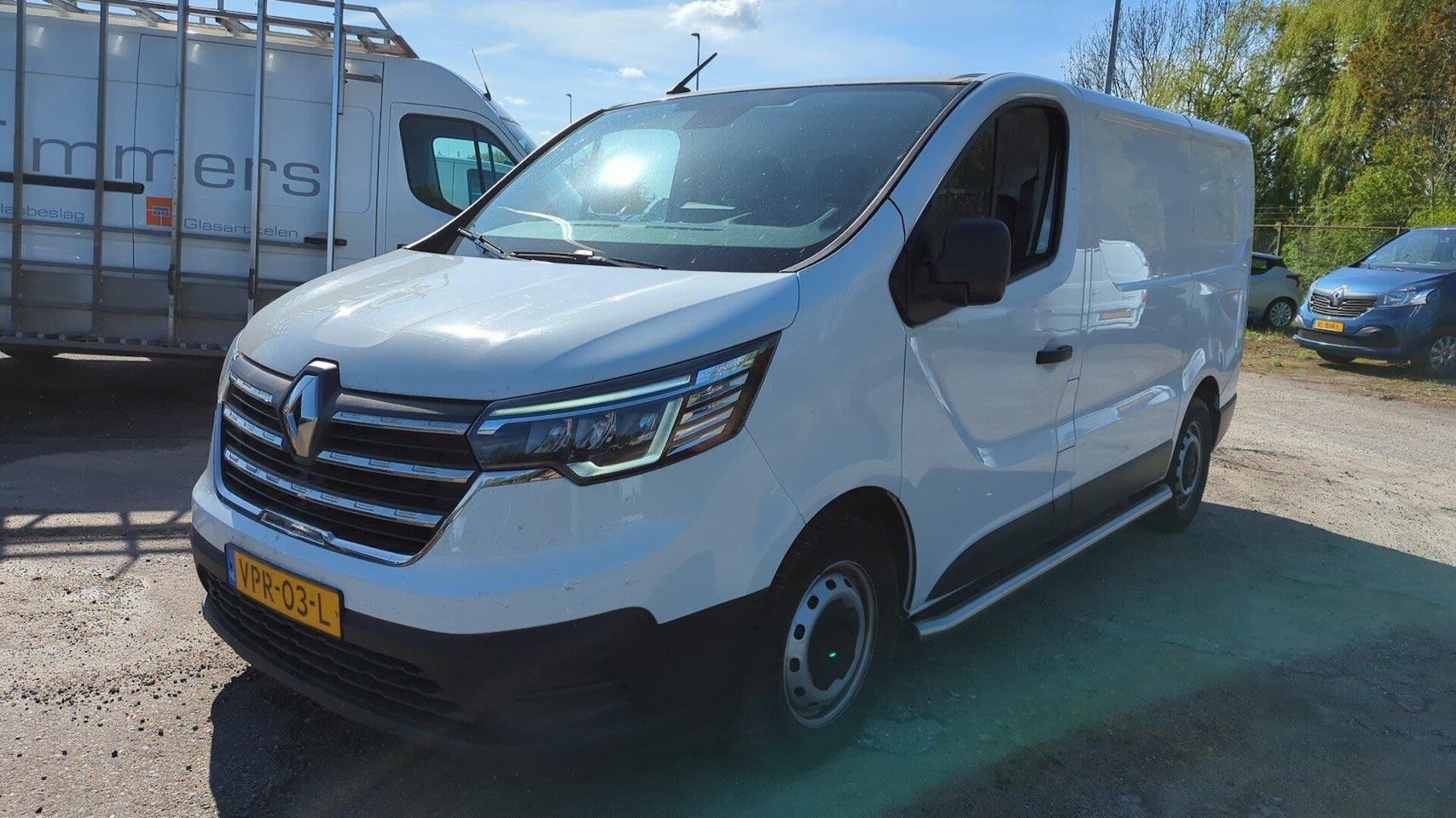 Renault Trafic - 2.0 dCi 110 T29 L1H1 Comfort | "WORDT VERWACHT" | Airco | Navigatiesysteem | Parkeersensor - AutoWereld.nl