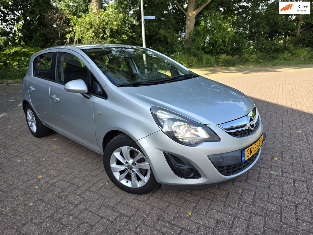 Opel Corsa - 1.2-16V Berlin 5 Dr CLIMA NEW APK - AutoWereld.nl