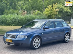 Audi A4 Avant - 2.4 Pro Line/AIRCO/CRUISE/PARKEERSENS ACHTER