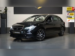 Seat Leon ST - 2.0 TSI FR AUTOMAAT-ACC-AMBIANCE-BEATS-CAMERA-CARPLAY-LED-MODE-NAVIGATIE-TREKHAAK-WINTERPA