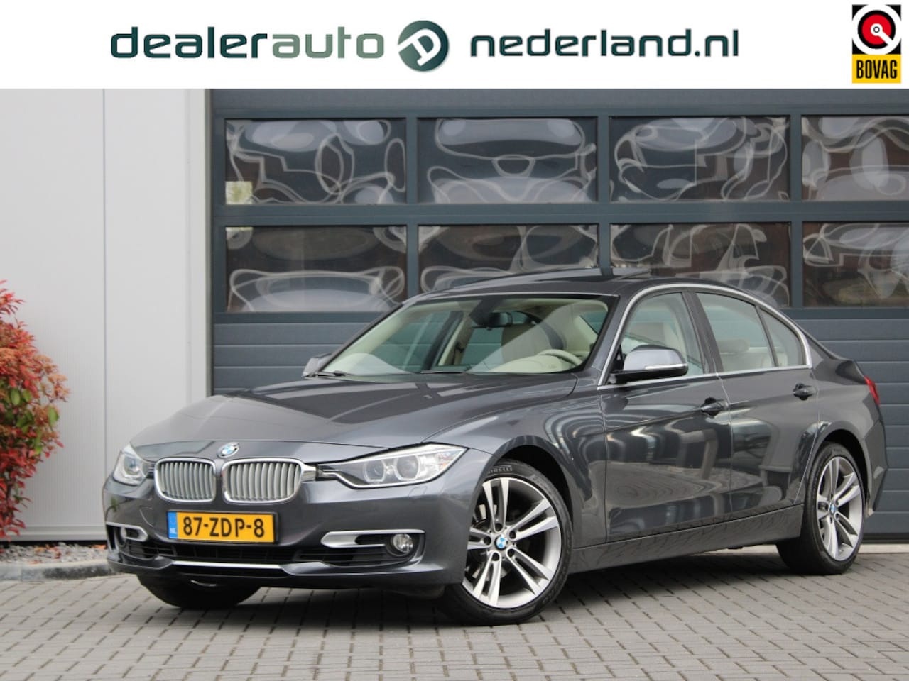 BMW 3-serie - 320i xDrive High Ex. - AutoWereld.nl