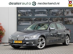 BMW 3-serie - 320i xDrive High Ex