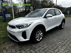 Kia Stonic - 1.2 MPi Edition7 + Emotion pakket Stoel-Stuurverw. unieke km. stand