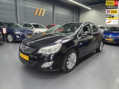 Opel Astra - 1.4 Turbo Cosmo NAVI BLUETOOTH NAP NL AUTO