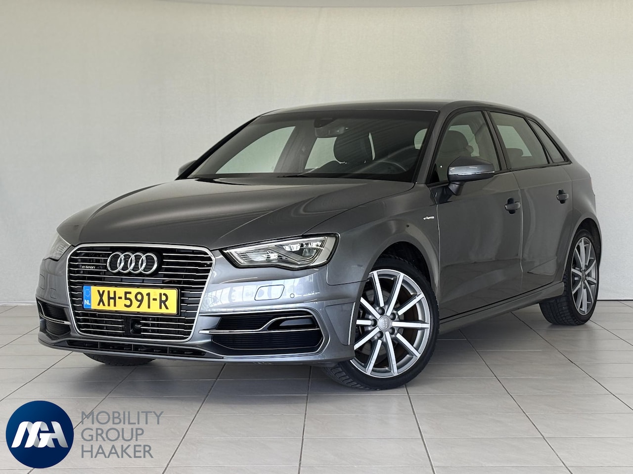 Audi A3 Sportback - 1.4 e-tron PHEV Ambition Pro Line plus I Navigatie I Dealeronderhouden I Airco I Bang en O - AutoWereld.nl