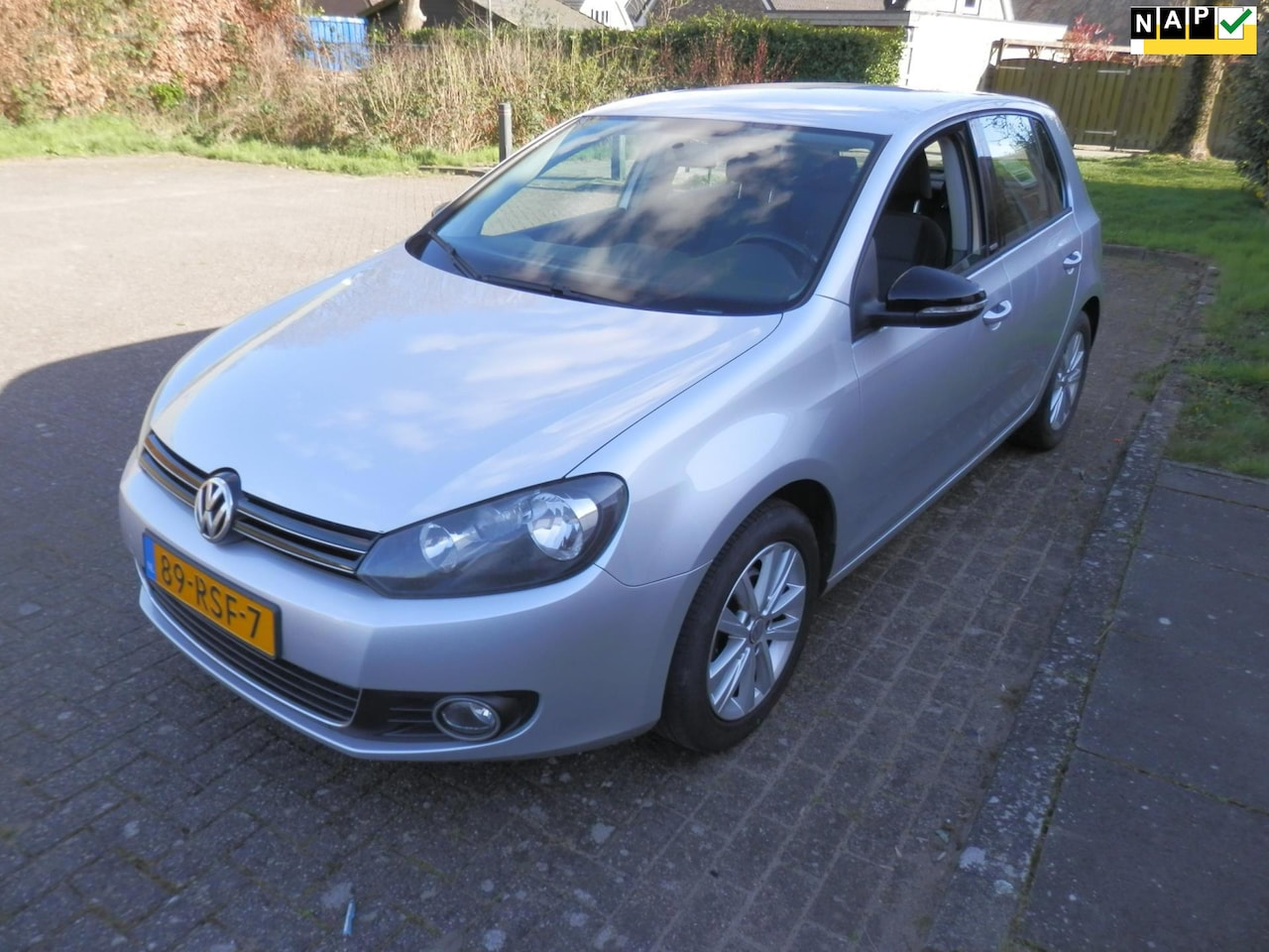 Volkswagen Golf - 1.2 TSI Style BlueMotion airco riem vv bij 140.906 6.2023. - AutoWereld.nl