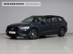 Volvo V60 - T6 AWD Plug-in hybrid AWD Plus Dark / Trekhaak / Pano. dak / Harman Kardon / Achter- voor