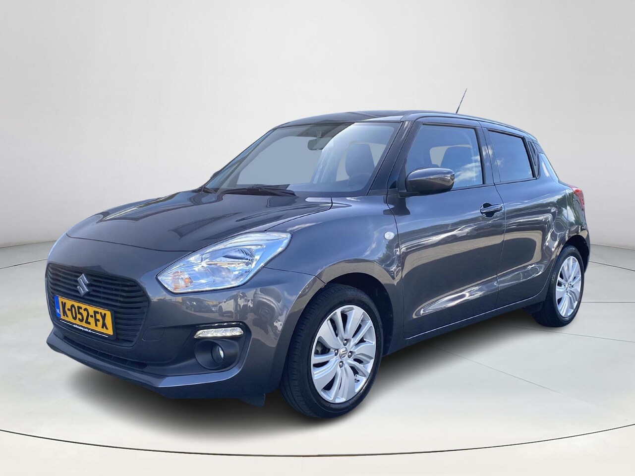 Suzuki Swift - 1.2 Select Smart Hybrid Airconditioning| Android Auto & Apple CarPlay | Lichtmetalen velge - AutoWereld.nl